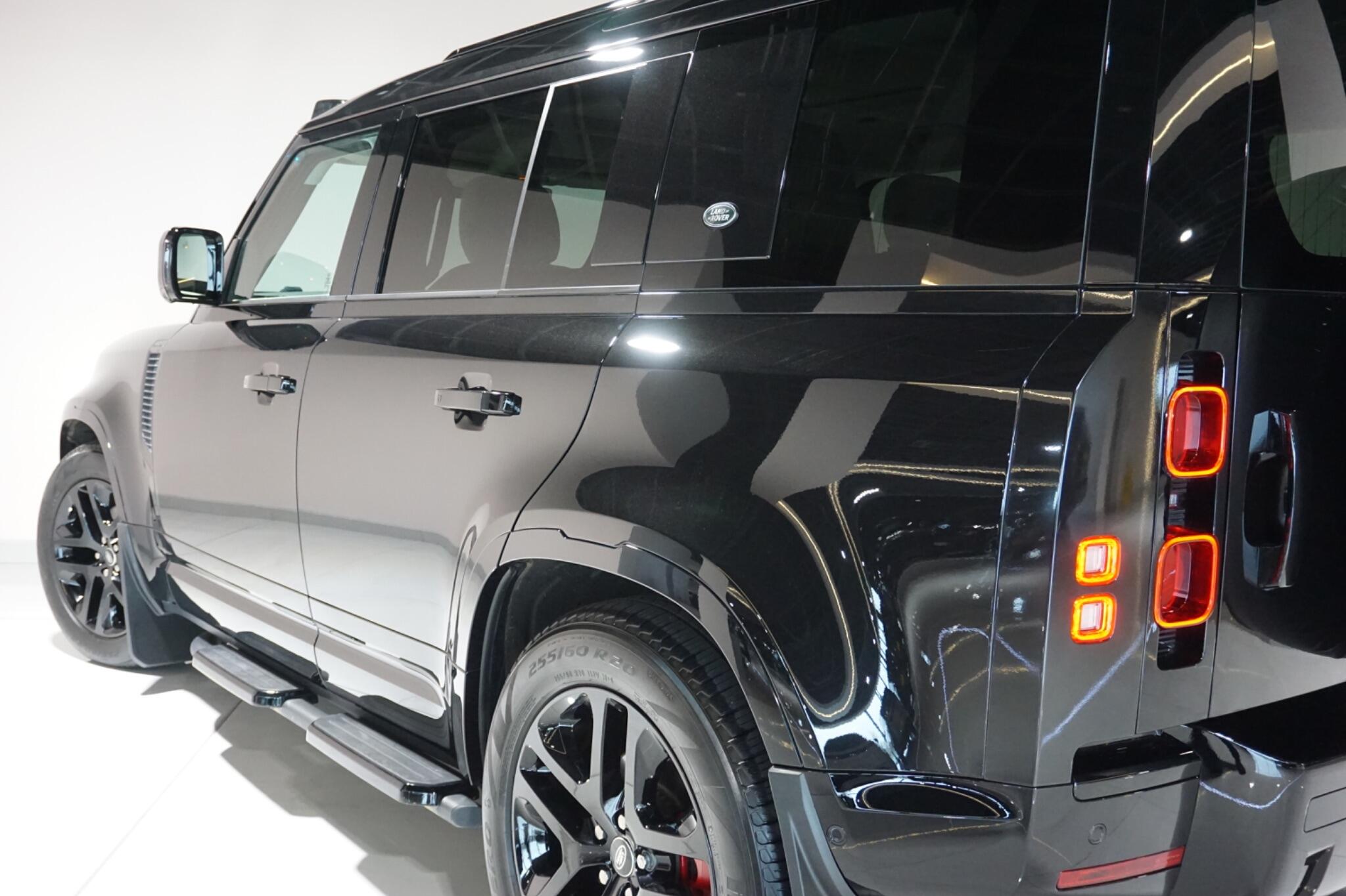 Land Rover Defender 110 3.0 D250 MHEV XS Edition SUV 5dr Diesel Auto 4WD Euro 6 (s/s) (250 ps)